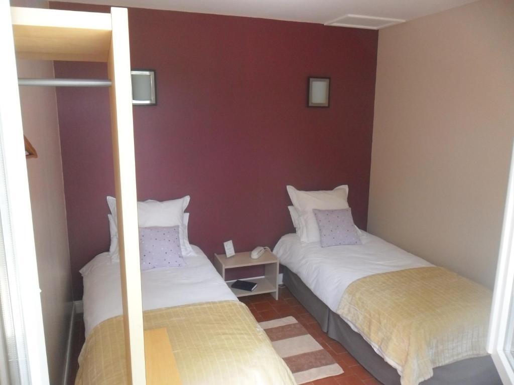 Hotel La Buissonniere Bannay  Szoba fotó