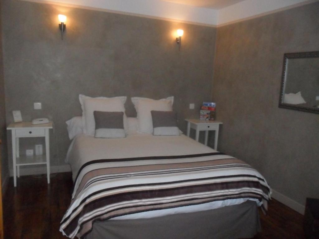 Hotel La Buissonniere Bannay  Szoba fotó